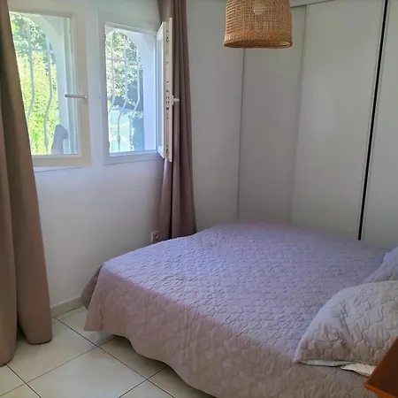 Appartement Au Calme Saint-Cezaire-sur-Siagne Exterior photo