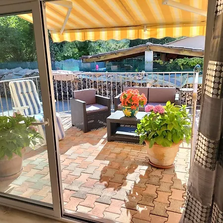 Appartement Au Calme Saint-Cezaire-sur-Siagne Exterior photo