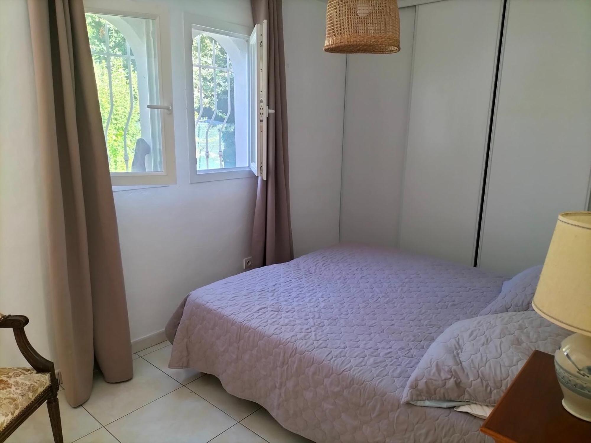 Apartment Au Calme Saint-Cezaire-sur-Siagne